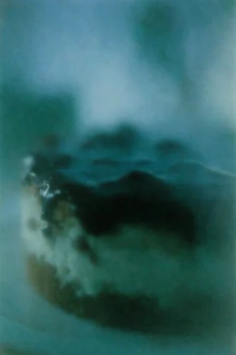 Ethereal Nocturnal Haze style reference image — painterly blur