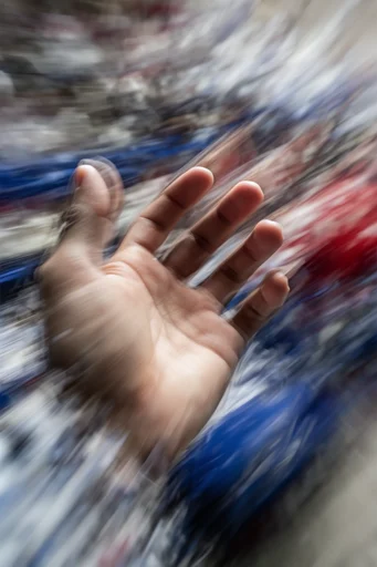 Dynamic Kinetic Impressionism style reference image — motion blur