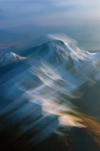 Dynamic Kinetic Impressionism style reference image — cool desaturated palette